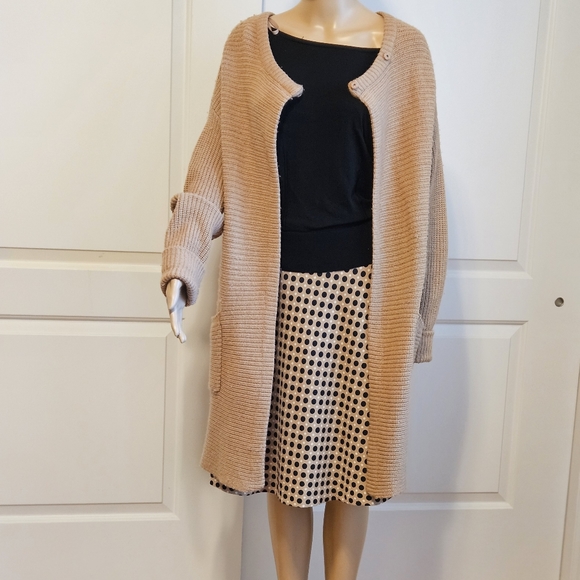 Tahari Womens Medeum Tan Merino wool long line cardigan sweater one button - Picture 1 of 6